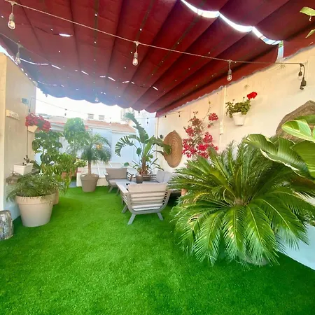 Atico Con Terraza Totalmente Privada En Pleno Centro Historico De 아파트 세비야